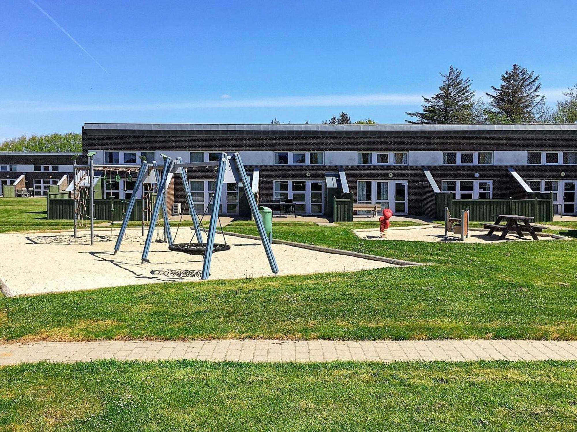 6 Person Holiday Home On A Holiday Park In Hemmet 外观 照片