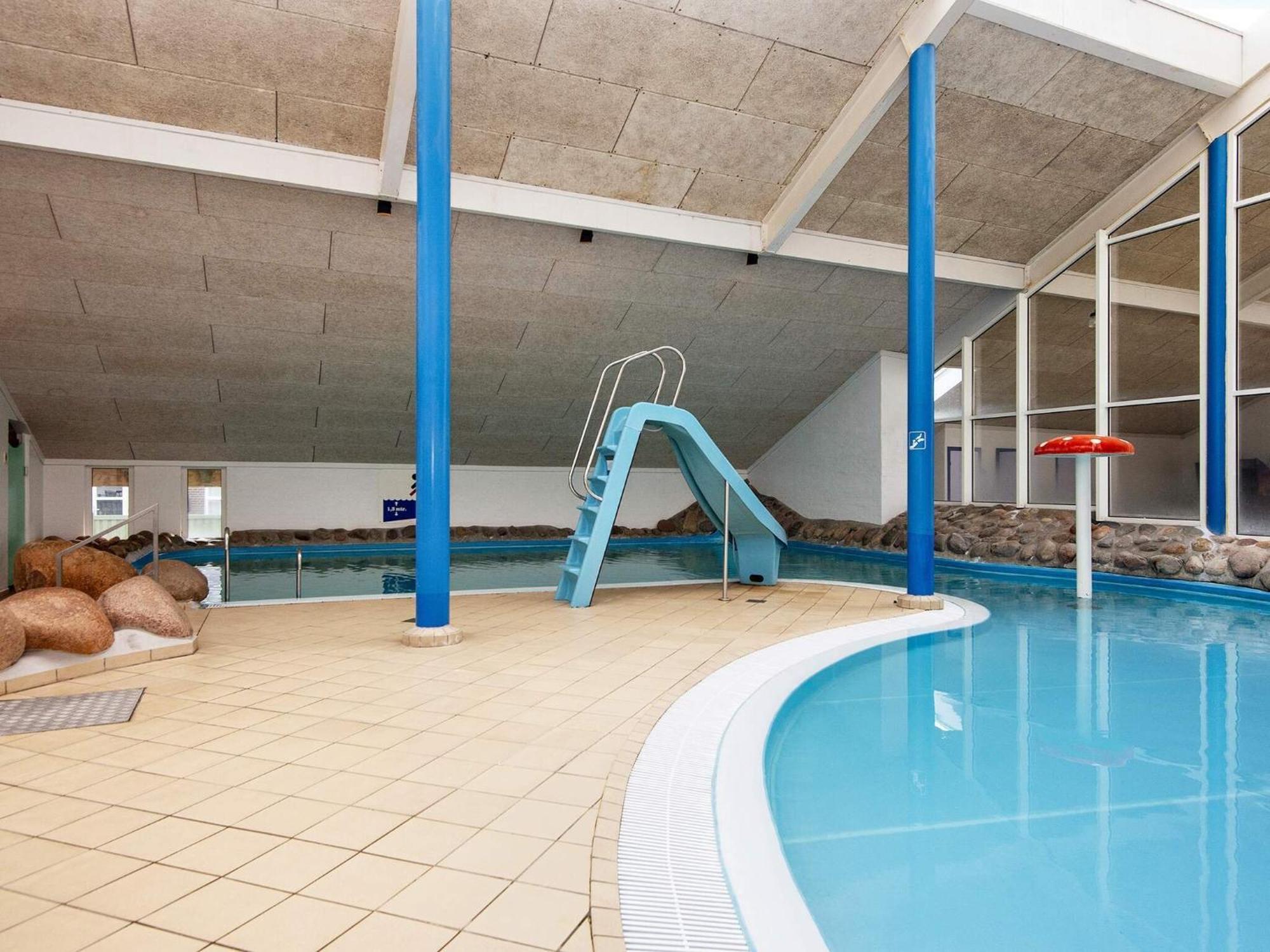 6 Person Holiday Home On A Holiday Park In Hemmet 外观 照片